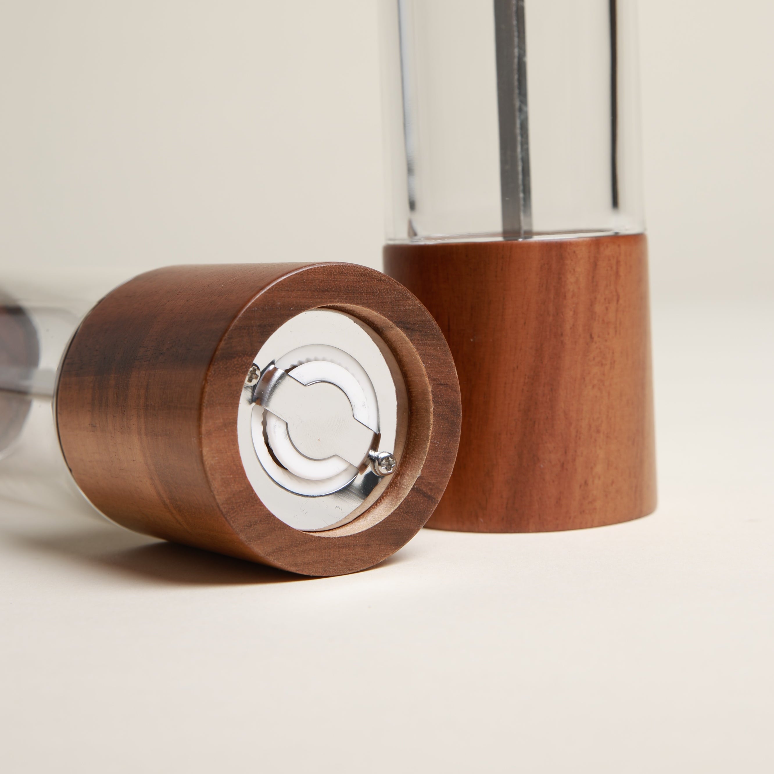 Touche Deco See-thru Pepper Mill-Single Piece