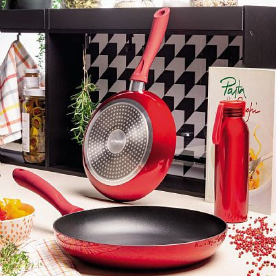 Tognana Shiny Red Cookware & Eco Bottle Set – 3 Pcs - Cookette