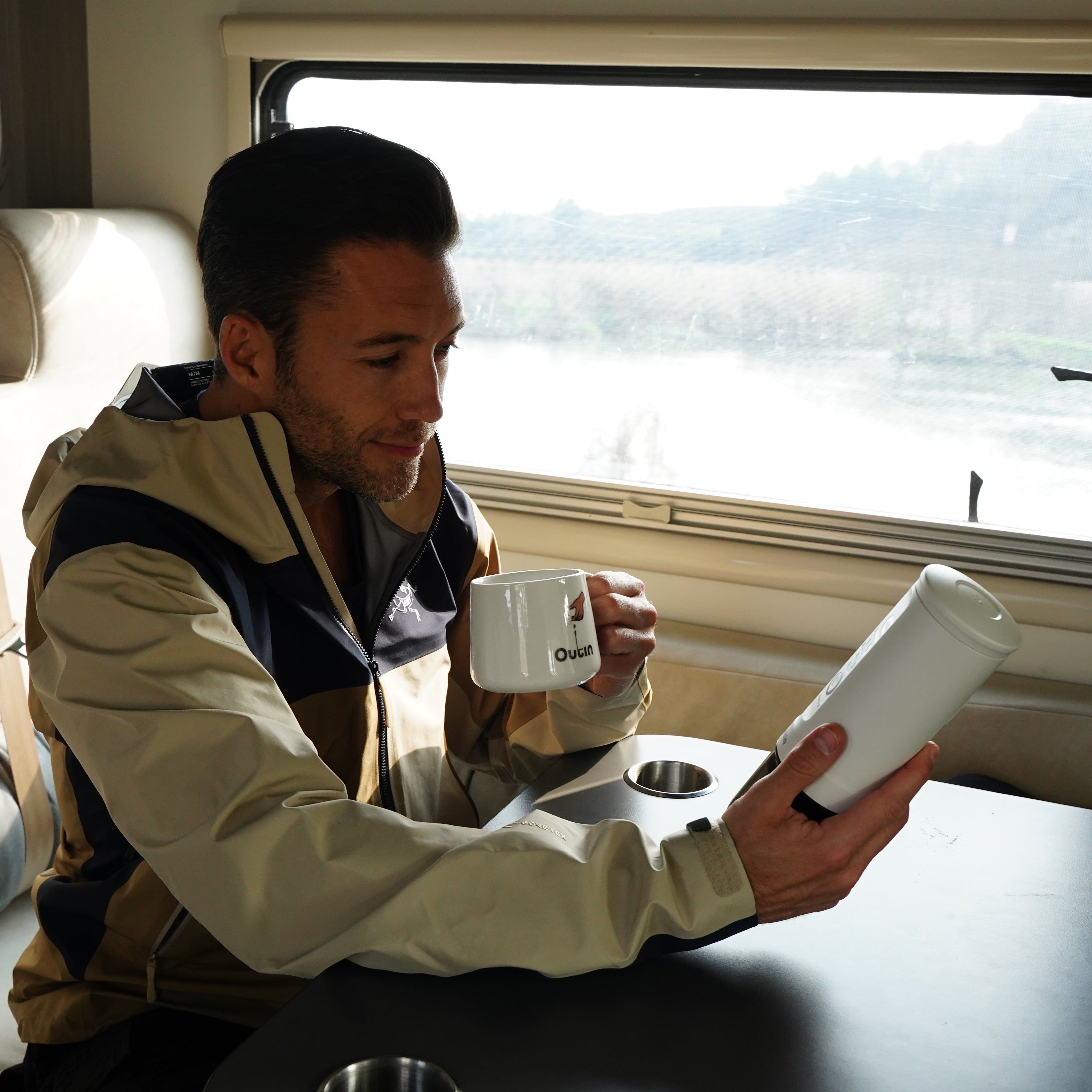 Outin Nano Portable Espresso Machine