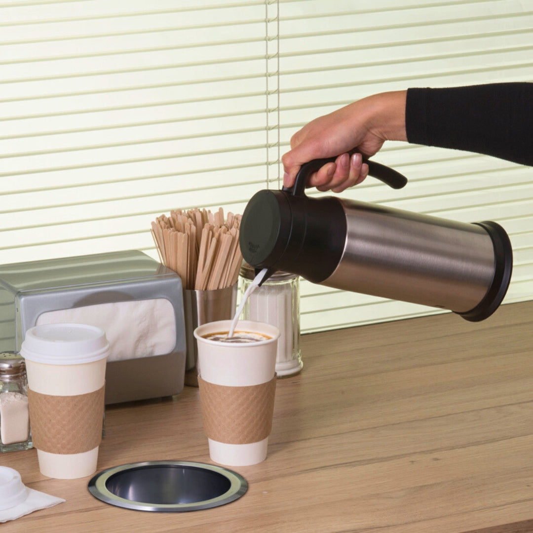 Zojirushi SH-MAE10 Creamer – Durable Stainless Steel Server for Hot & Cold Beverages