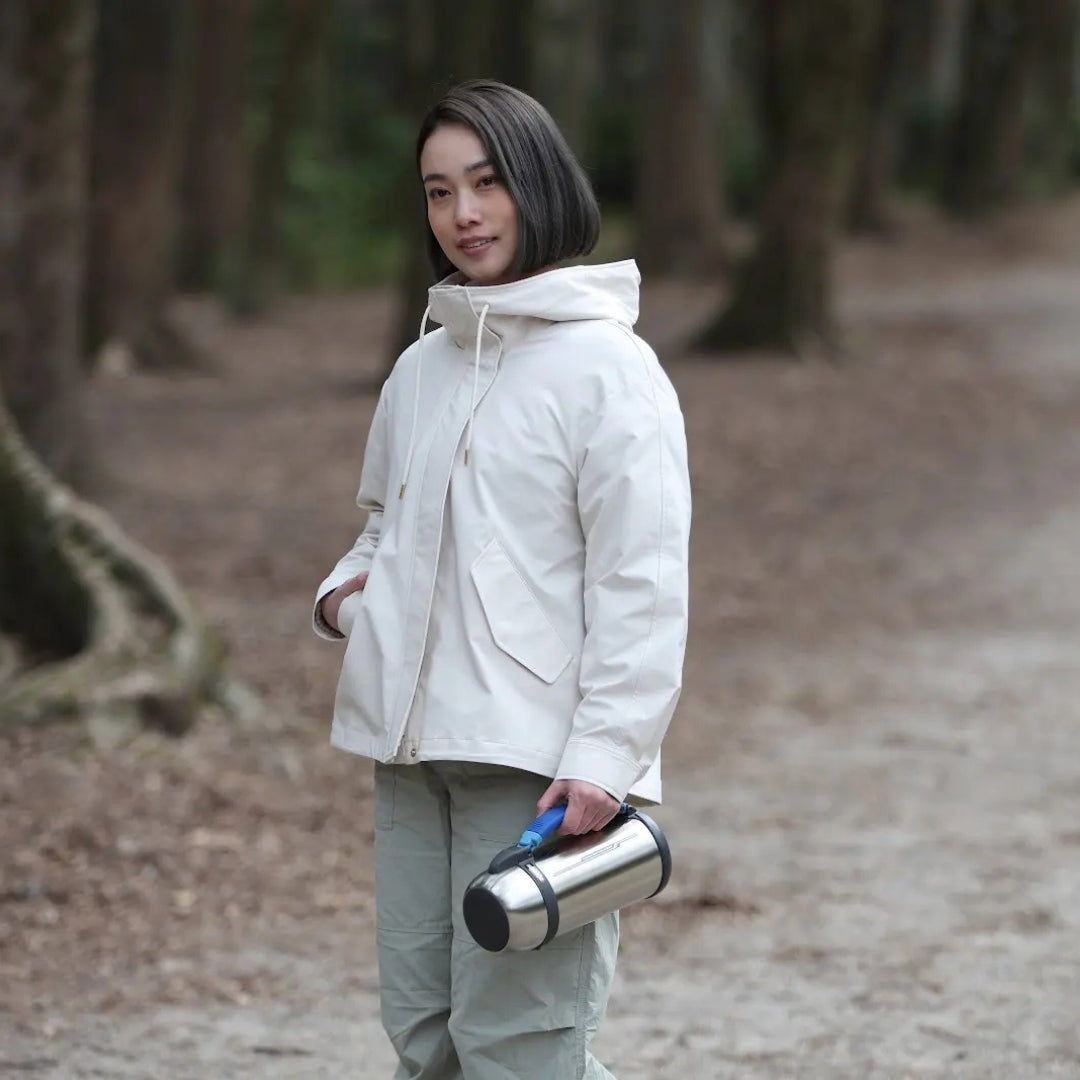 Zojirushi Stainless Steel Vacuum Insulated Bottle with Cup, SFCC - 1.3L/1.5L/1.8L/2.0L - Cookette