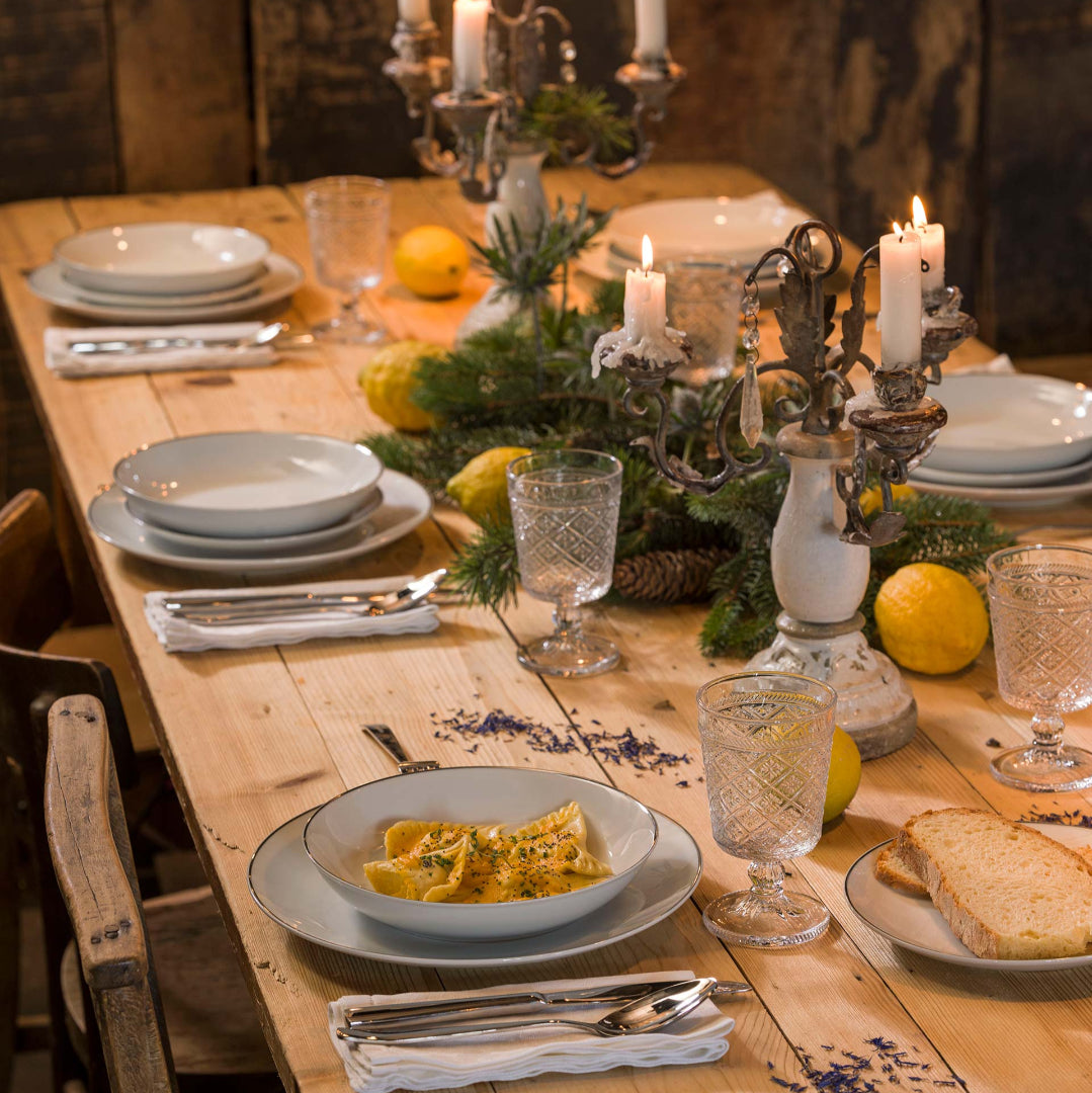 Tognana Porcelain Dinnerware - Serverware Table Set 18 Pcs Metropolis Fascetta Oro - Cookette