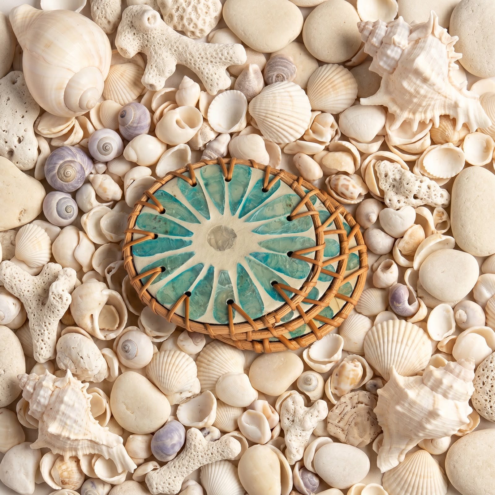 Touche Deco Mother of Pearl Coasters - set of 3