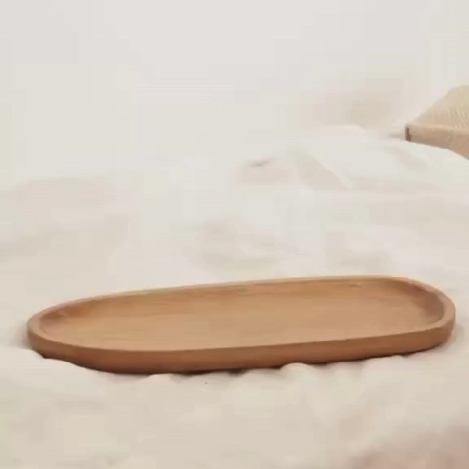 Load video: Touche Deco Acacia Oval Serving Platter - Long Wooden Table Tray