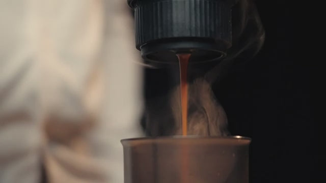 Load video: Outin Nano Portable Espresso Machine